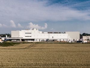 BASF Produktionshalle